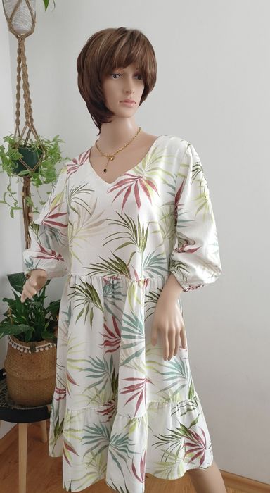 Piękna sukienka 55% len 45% wiskoza XL