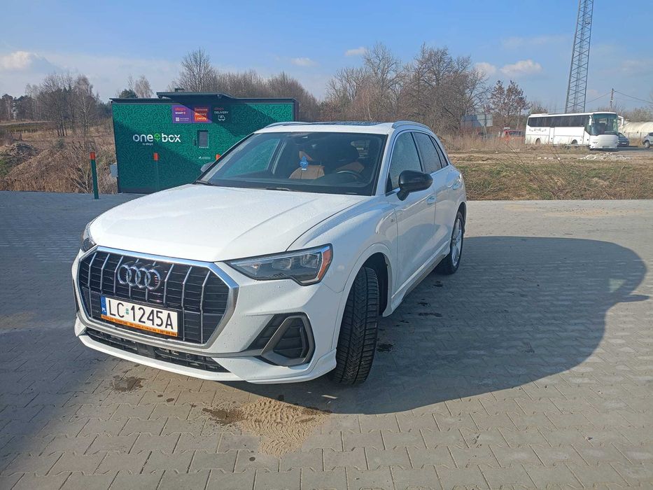 Samochód osobowy Audi Q3