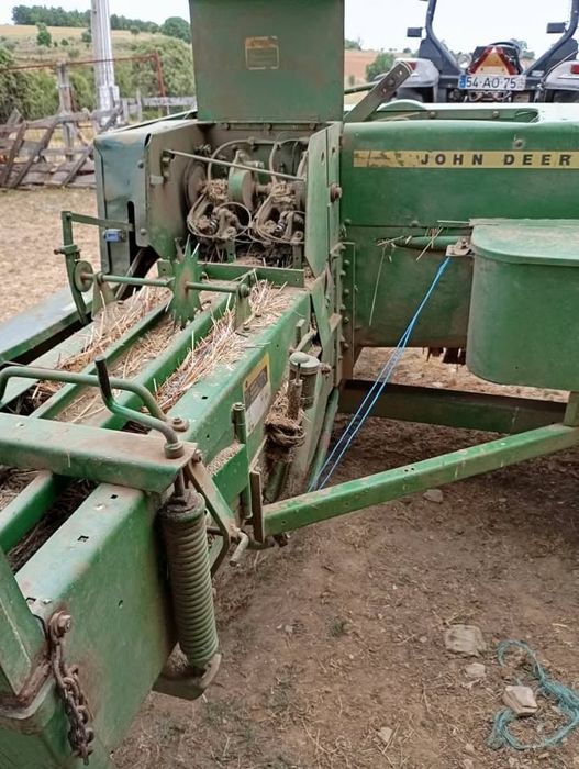 Enfardadeira a vemda