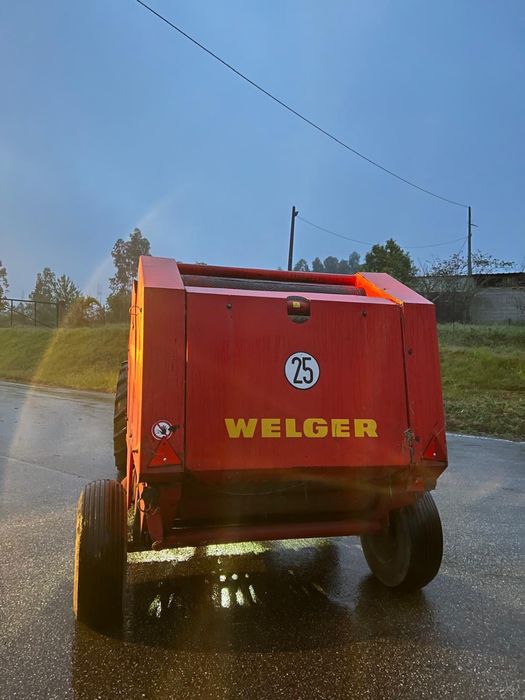 Enfardadeira de rolos welguer RP12