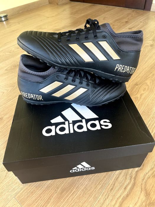 Buty sportowe adidas predator 42 2/3 nowe!