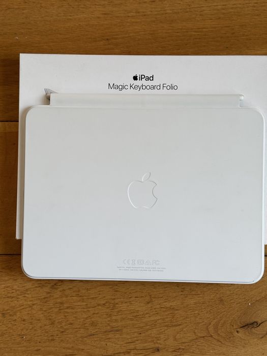 Magic keyboard folio