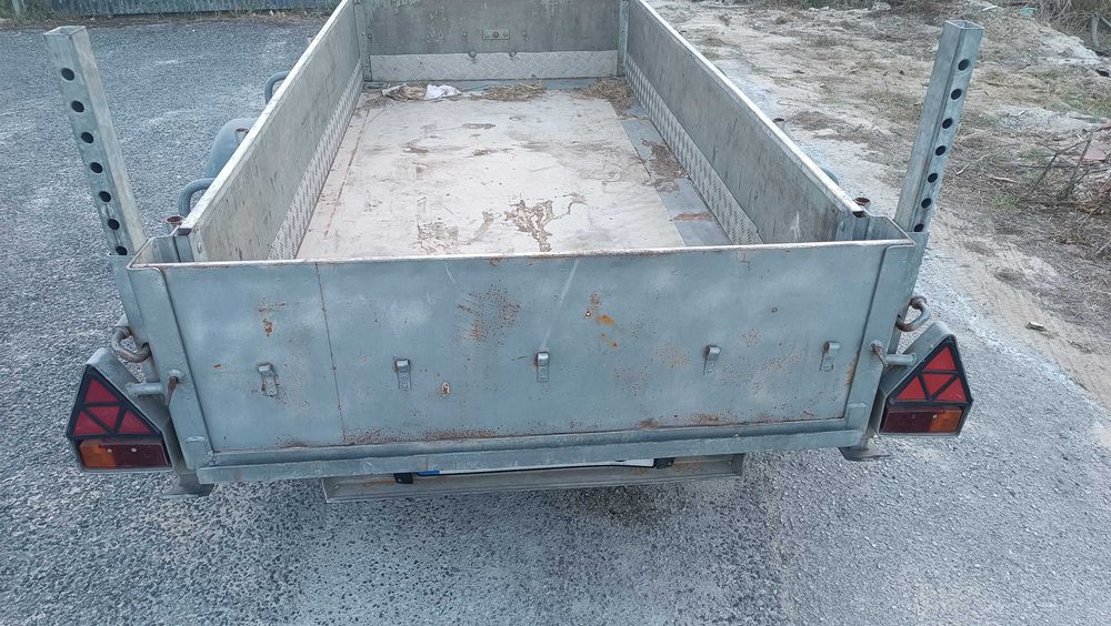 Atrelado porta carros