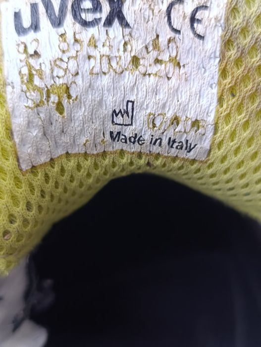 Uvex 38p. Чоловічі робочі кросівки