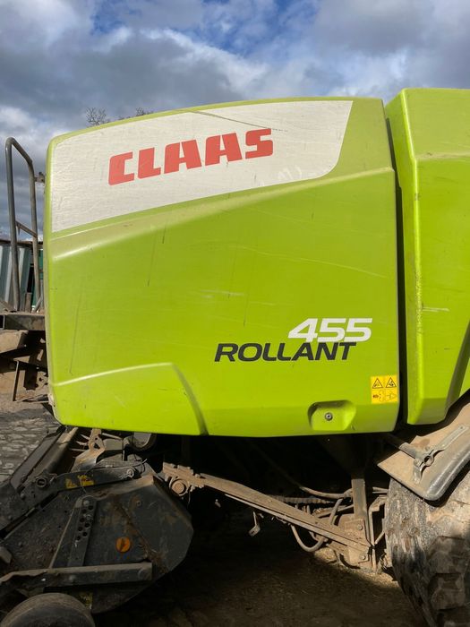 Enfardadeira de rolos Claas