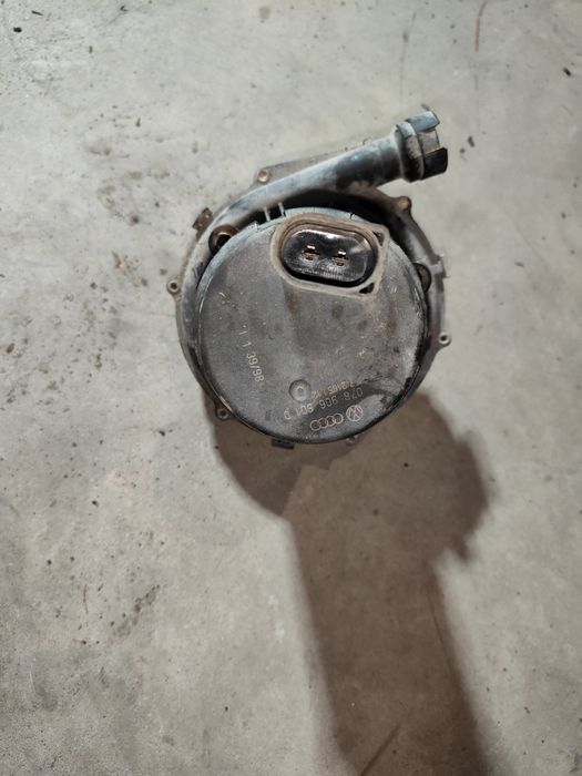 Audi VW 2.8 pompa powietrza wtórnego 078.906.601D i inne