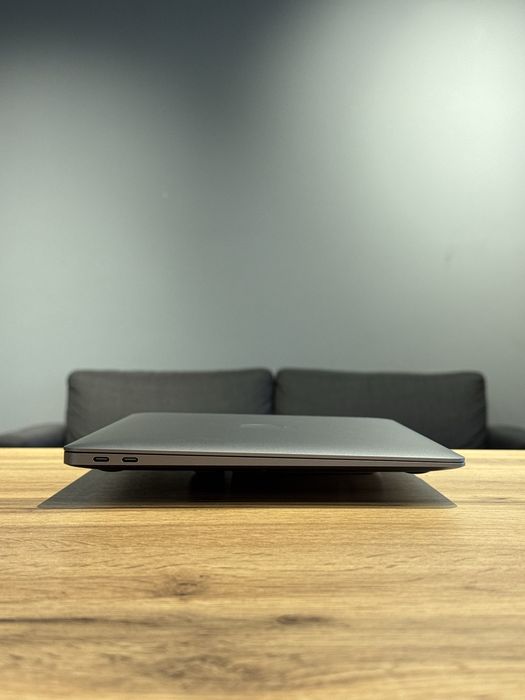 MacBook Air 13 2020 M1 8/256gb 8/7gpu !! Гарантія від магазину !!