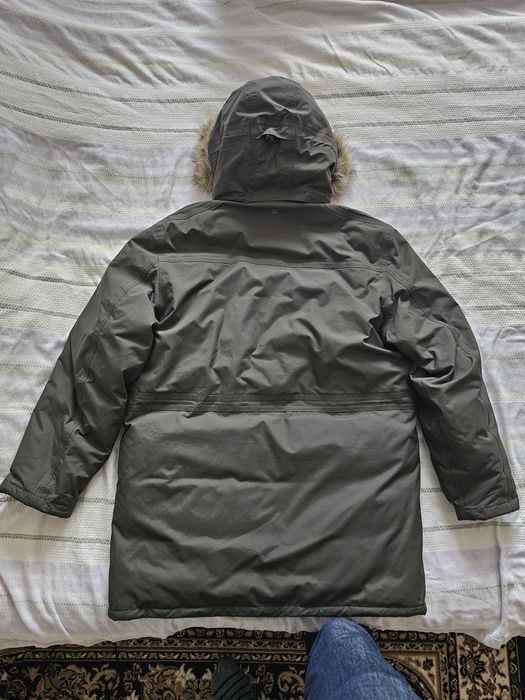 Пуховик Mountain Warehouse