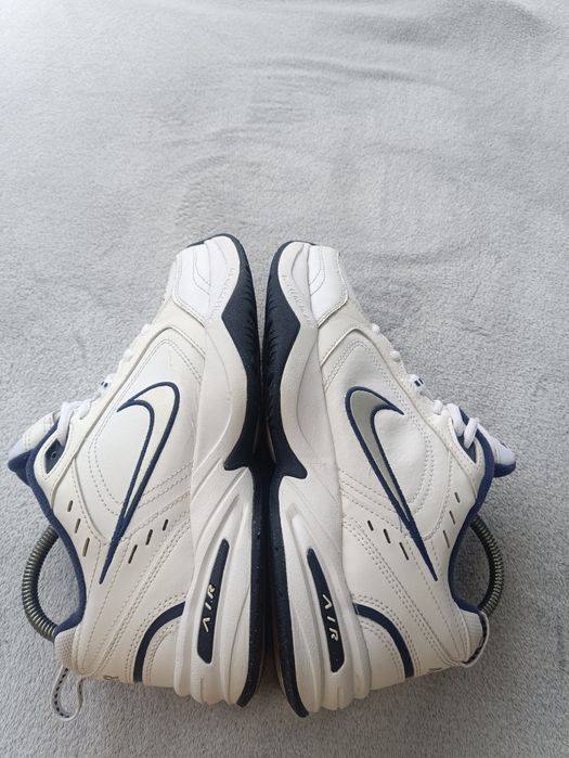 Мужские кроссовки Nike Air Monarch  р42