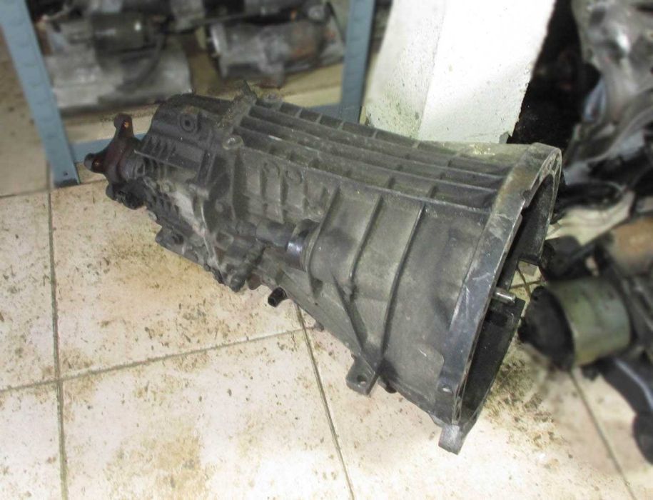 Caixa de velocidades Ford Transit 2.4 diesel (2001) YC1R-7003-HF