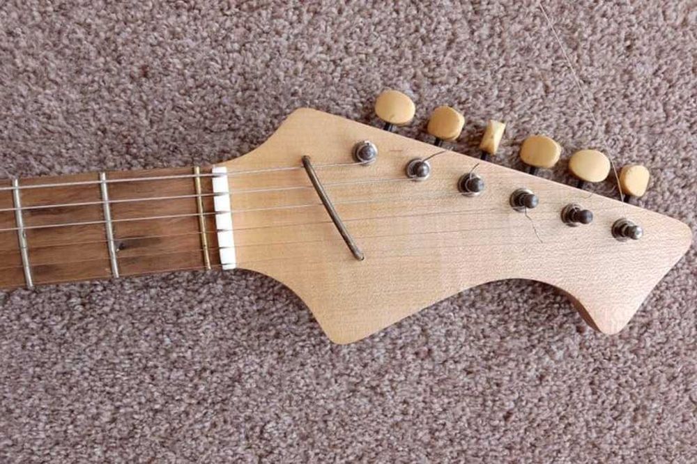 Gitara Jolana Alfa