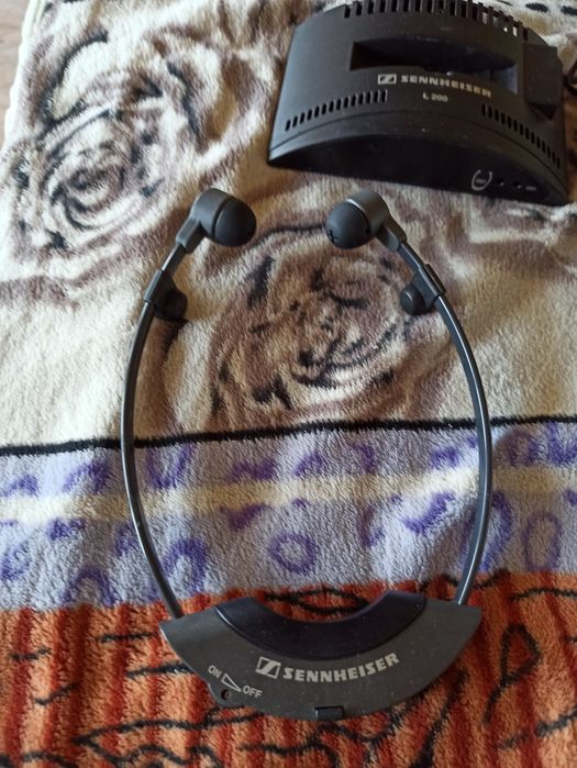 Наушники, стереоусилитель, слуховой аппарат sennheiser a 200