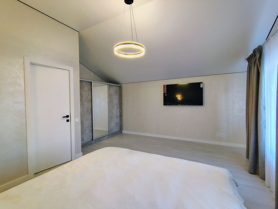 Продаж таун-хаусу з ремонтом. 10 хв від центру