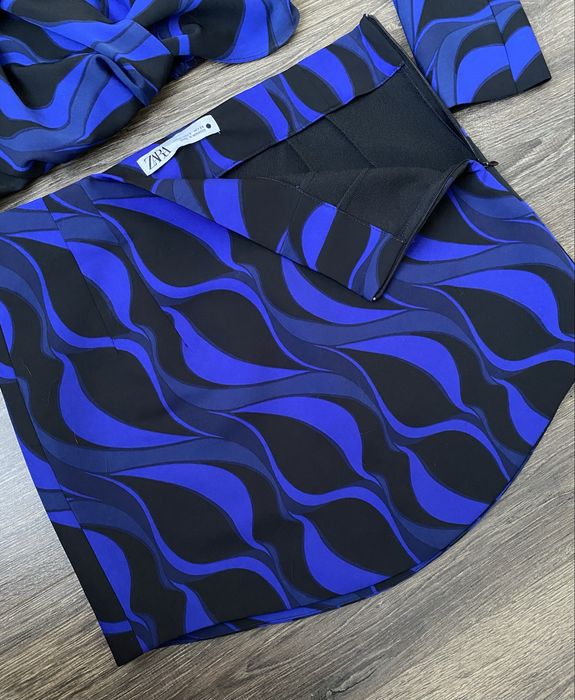 Костюм жіночий Zara спідниця та блузка