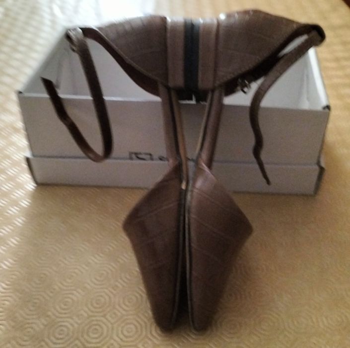 Sabrina fechada senhora