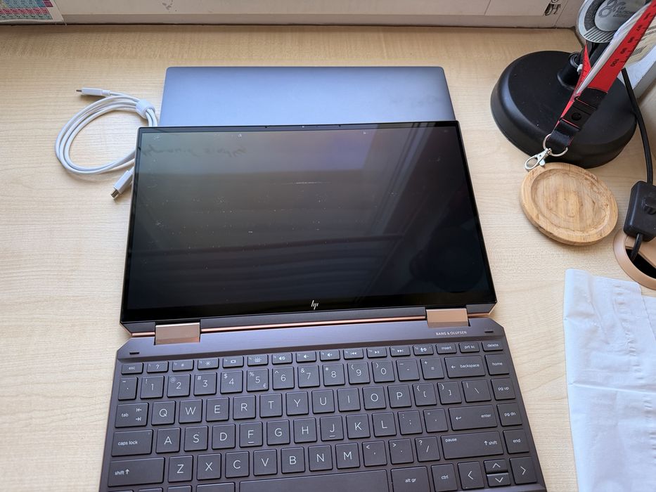 Laptop HP spectre X360 convertible 13” 13-aw0014nw uszkodzony
