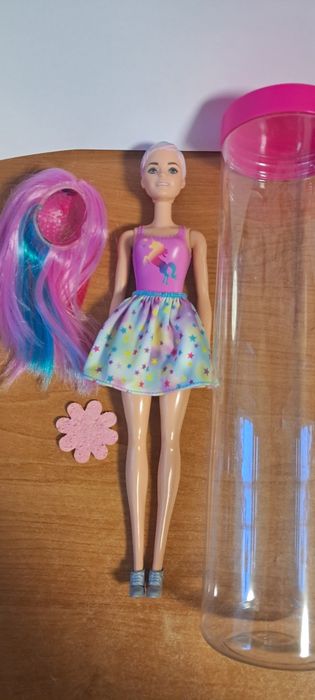 лялька Barbie Color Reveal.