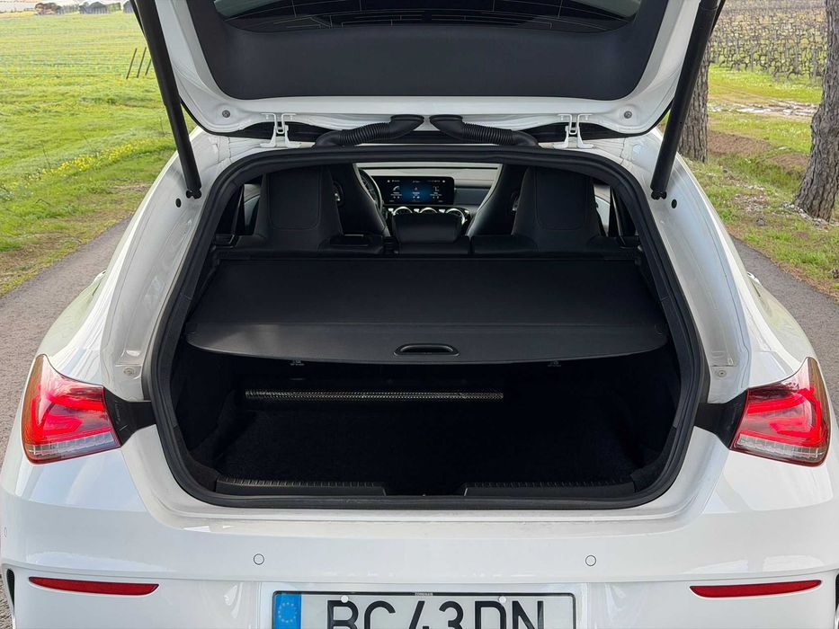 Mercedes CLA 200 Shooting Brake AMG Line [2023]