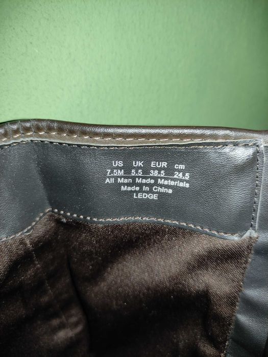 чоботи нубуки Fergalicious by Fergie 38.5 та 42 розміри