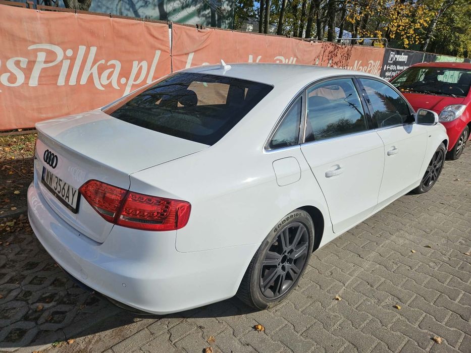 Audi a4b8 2.0tfsi sline 2009 rok