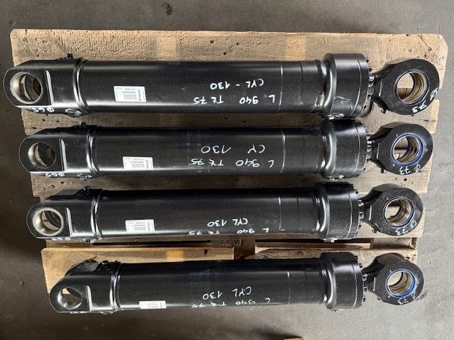 NOWY siłownik hydrauliczny do wiertnicy