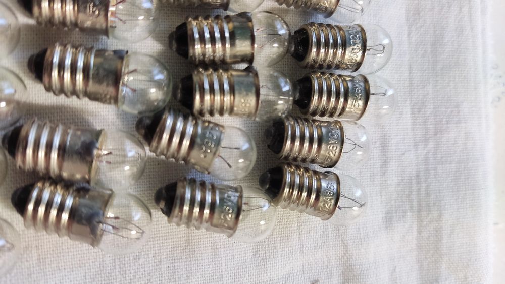 Минилампочка накаливания 26 вольт