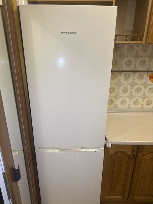 Холодильник Snaige