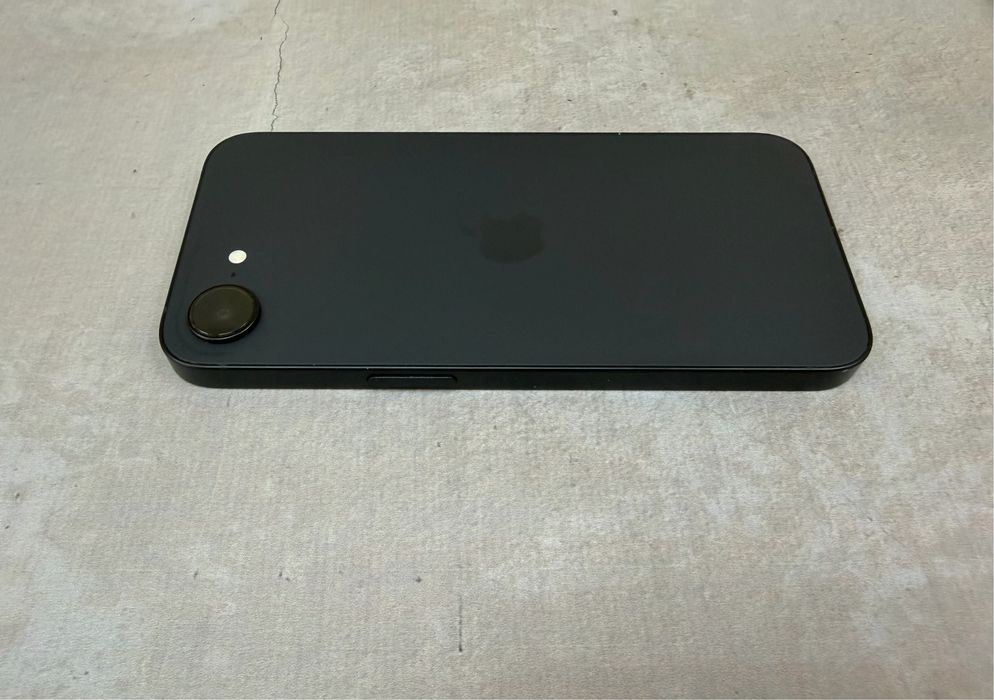Iphone 16e 128gb neverlock Global 430$ Black