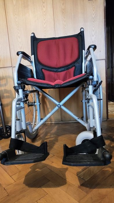 Wózek inwalidzki + balkonik i inne akcesoria