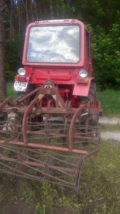 Продам трактор Т25