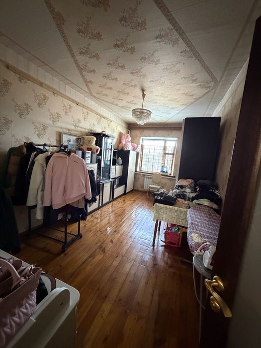 Продам дом кирпичный из 2х этажей.ХТЗ.