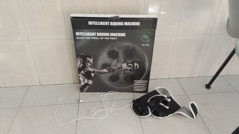 Inteligent box machine