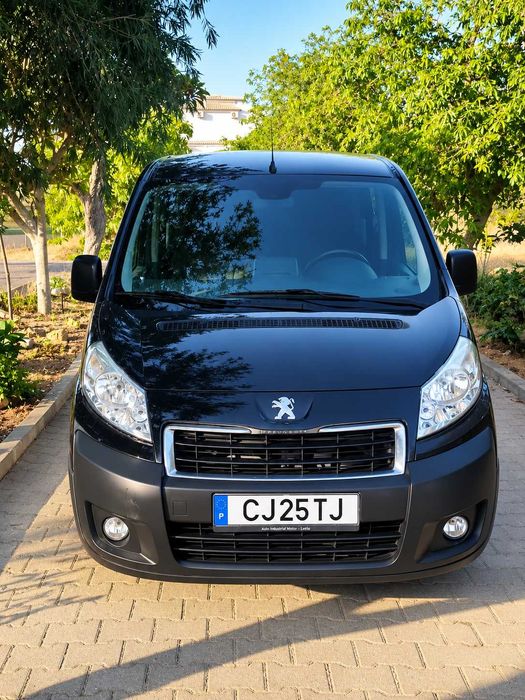 Peugeot Expert 2.0 HDi 163cv AUTOMÁTICA AISIN - 5 Lugares