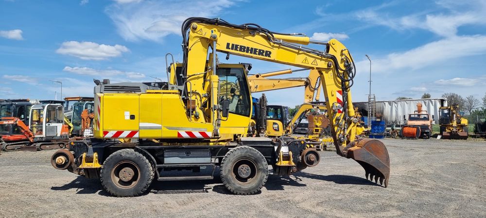 Koparka dwudrogowa LIEBHERR A 900 C ZW Litronic