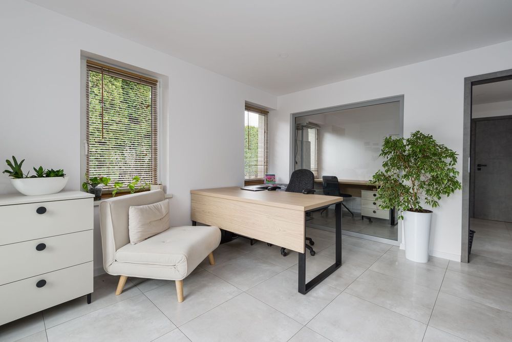 Dom premium 140 m2 + niezależne biuro 60m2 I blisko urzędu i sądu I idealny pod kancelarię