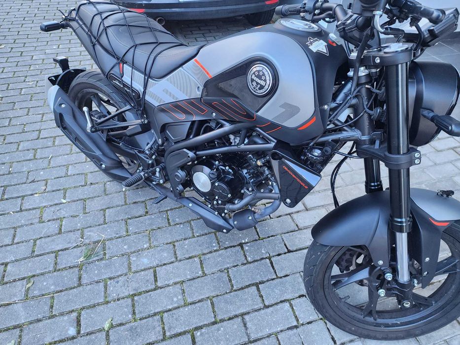 Mota Benelli Leoncino 125