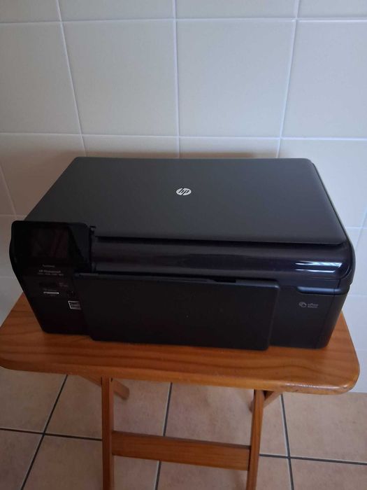 Impressora HP Photosmart Como nova, usada 3 ou 4 vezes.