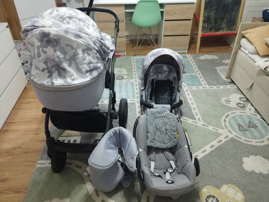 Świetny wózek Junama Baby