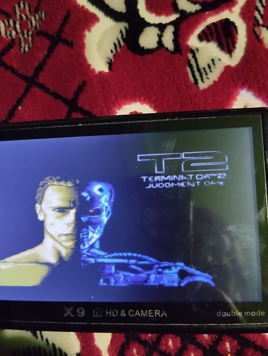 Продам игровую консоль