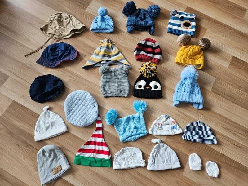 Czapeczki dla chłopca 0–12 miesięcy – bardzo dobry stan