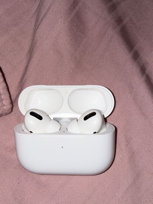 airpods pro 1,apple airpods pro gen 1