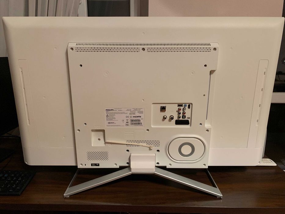 Телевизор Philips 40'' / 400Гц / SmartTV / 3D