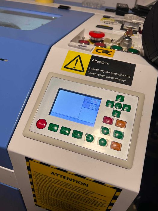 ploter laserowy CO2 60na40 80W ruida
