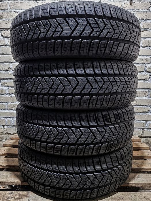 Зимові 215/65r17 Pirelli | 2025/2024 | 7mm | Ідеальний стан, без пошкоджень, без ремонтів, без дефектів | Преміум шини | Комплект / 4шт