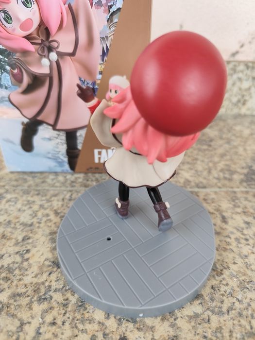 Figura Spy x Family nova com caixa