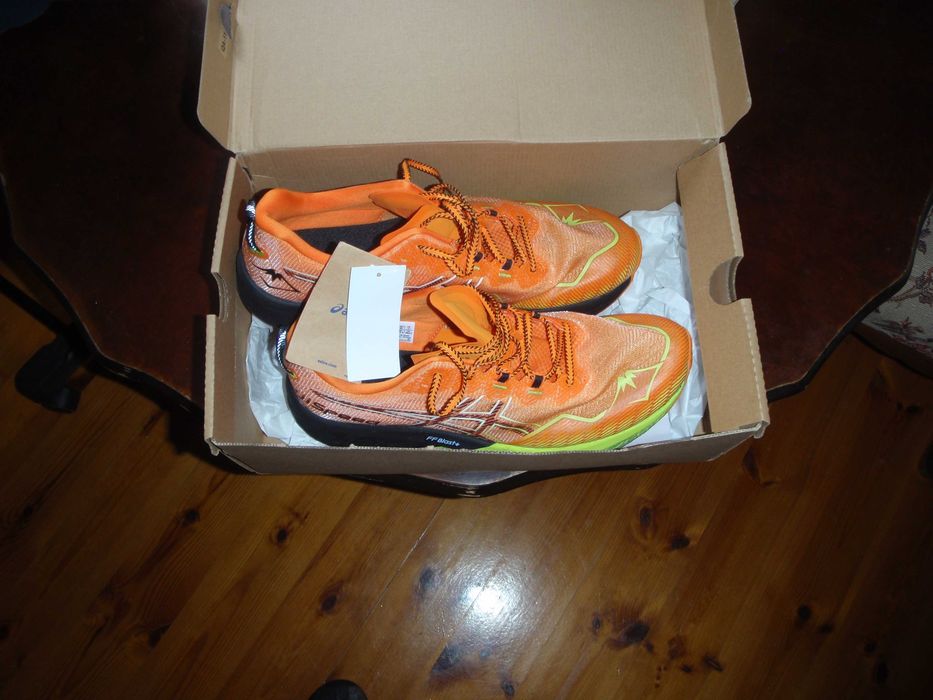 Nowe buty do biegania firmy Asics gel-Glorify 6