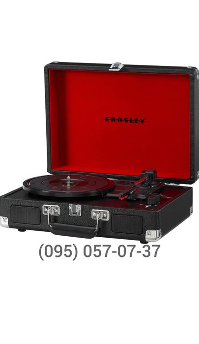 Акція! Програвач вінілу із США Crosley Cruiser Deluxe Black
Crosley