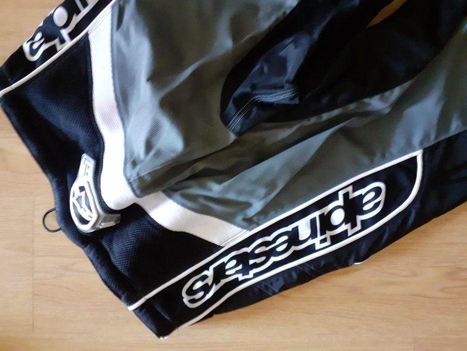 Equipamento de motards