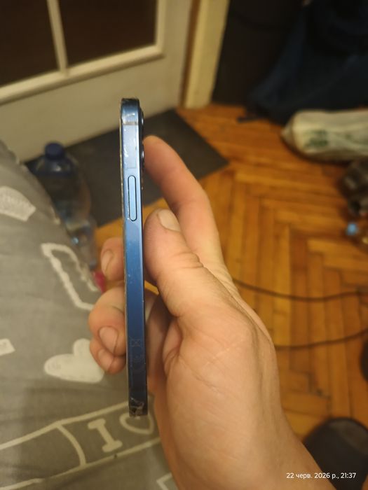 Продам iPhone 12 mini