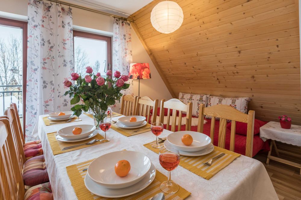 FERIE - Domek- Apartament 2-10os.blisko Dworca PKP,PKS widok TATRY